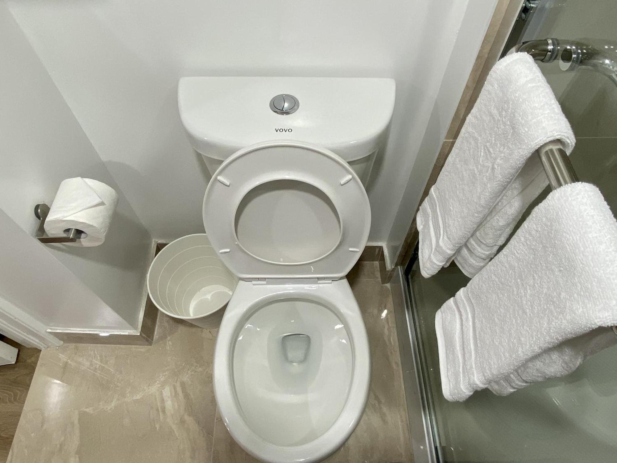 Affordable Room With Free Parking In Newmarket On Exterior photo
